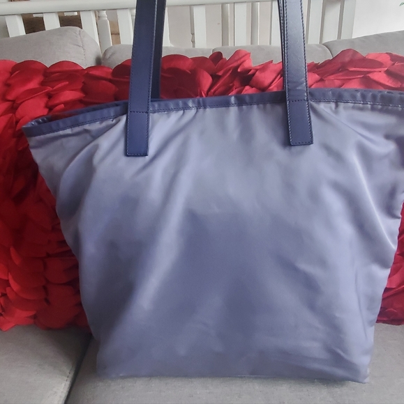 💗💗Prada Tote Bag Authentic💗💗 - Picture 4 of 9